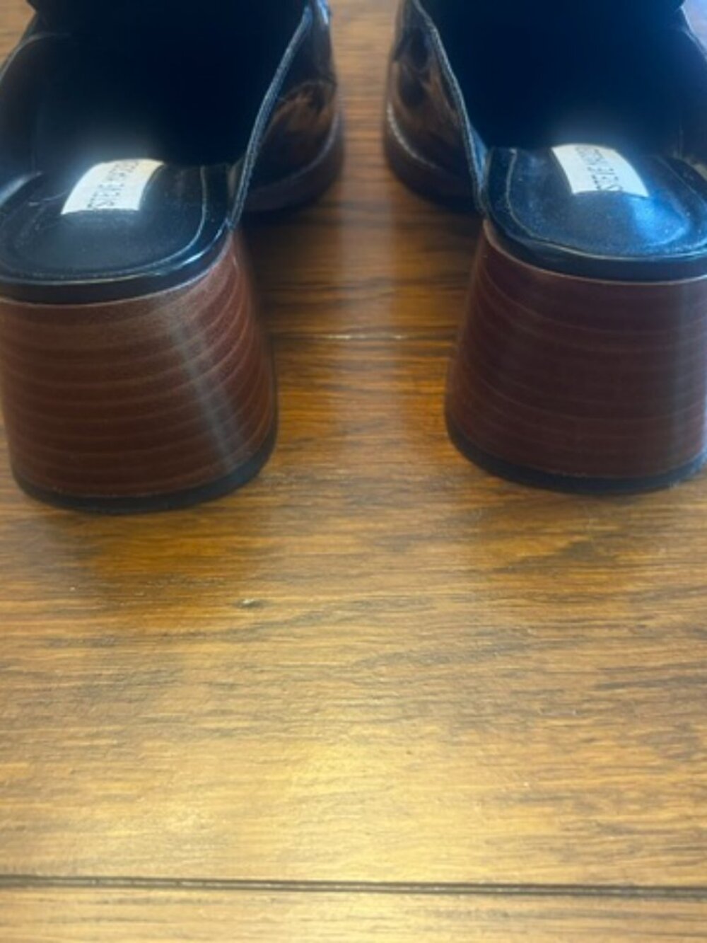 Women's Steve Madden Lorie Clog Shoe, Size 6, Black, 2" heel, Ex Cond! I ivendor - Picture 4 of 8